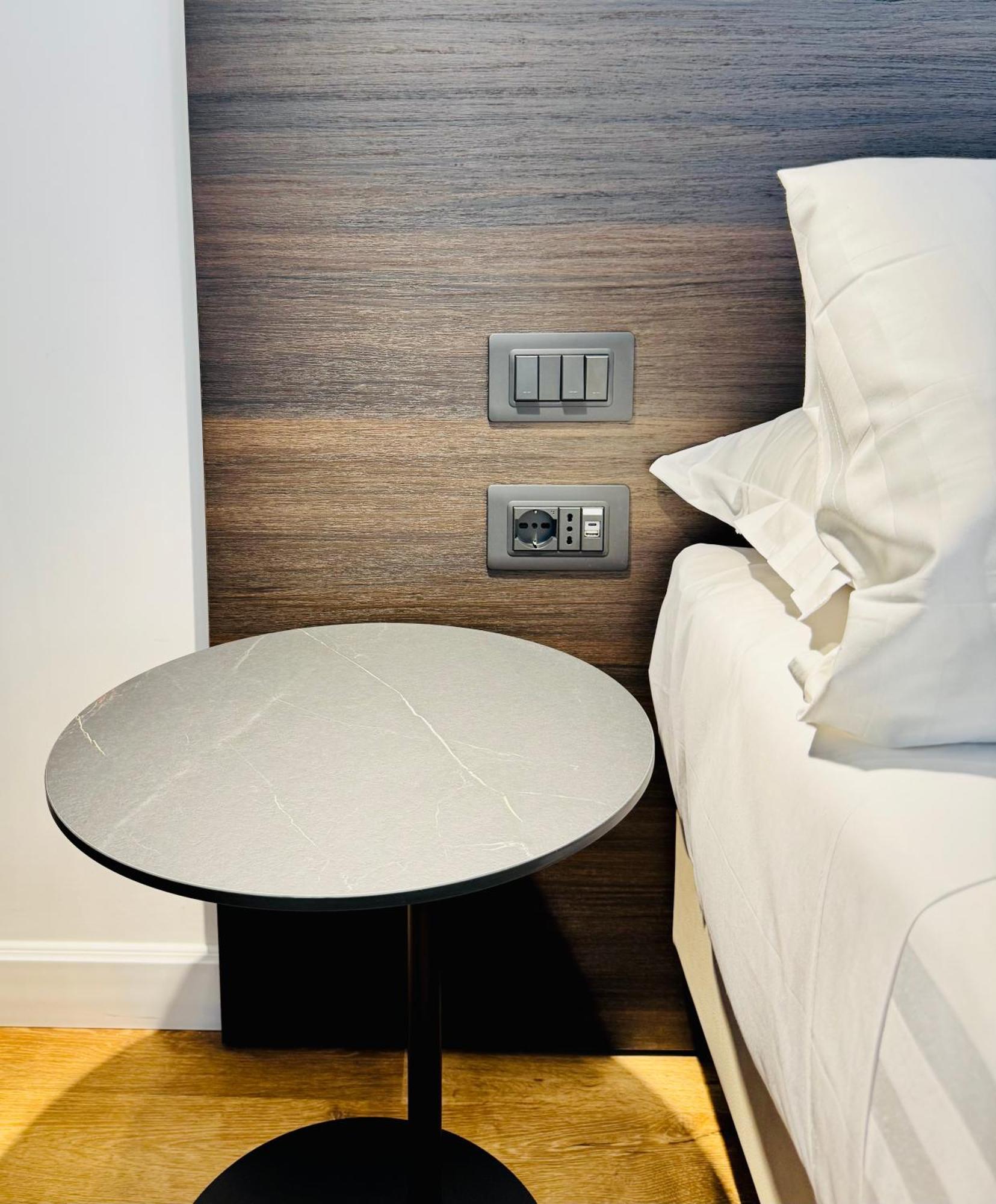 Museum Hospitality - Vatican Apartments Rome Extérieur photo